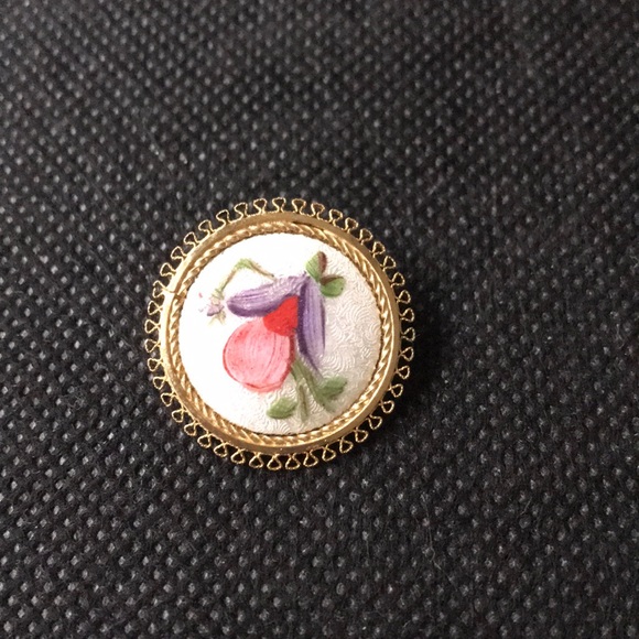 aj Jewelry - Vintage AJ 12/20 Gold Filled Floral Brooch